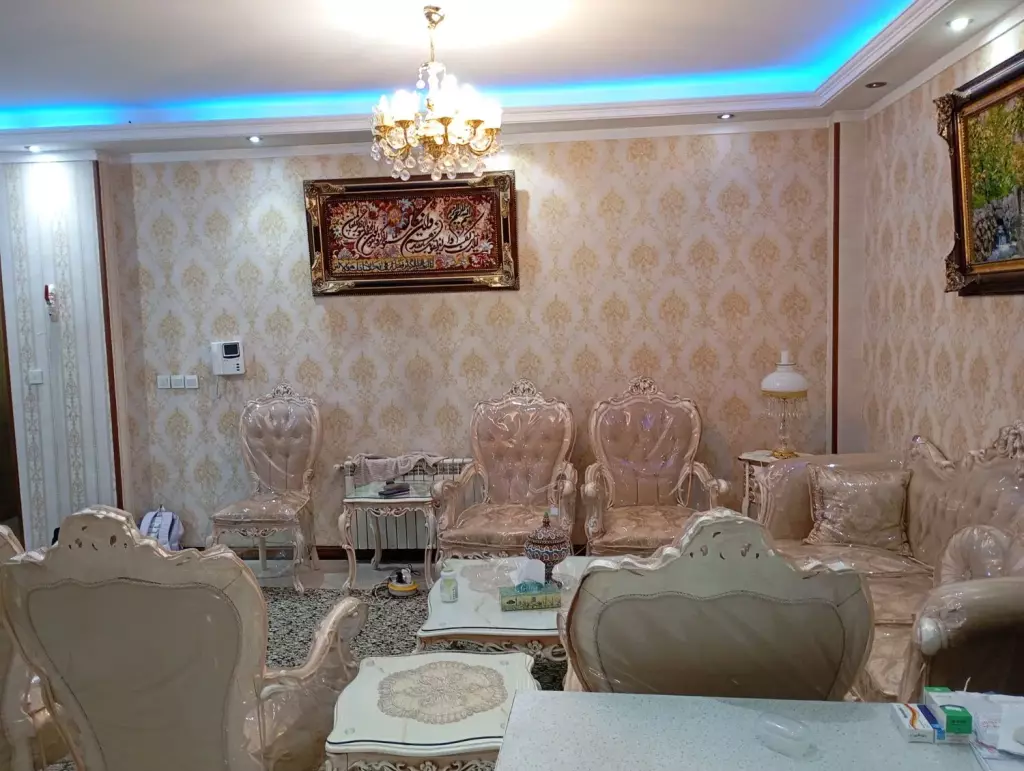 87 متر دو واحدی پارکینگ 8 ساله - تصویر 2