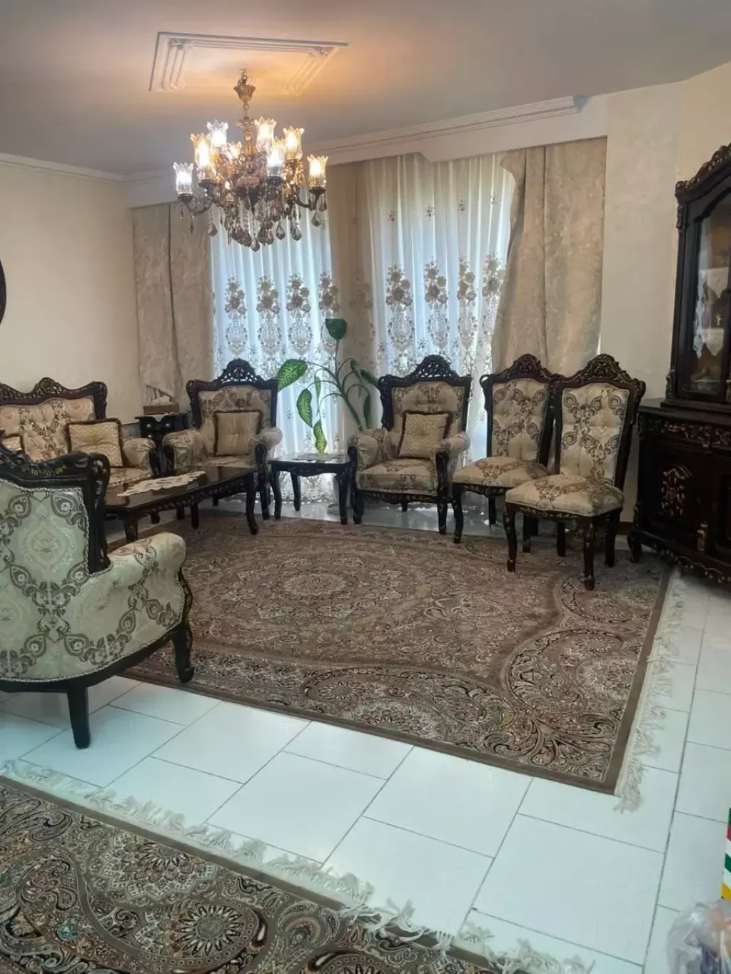 90 متر دو خواب، رشید شمالی، پرده خور پرنور
