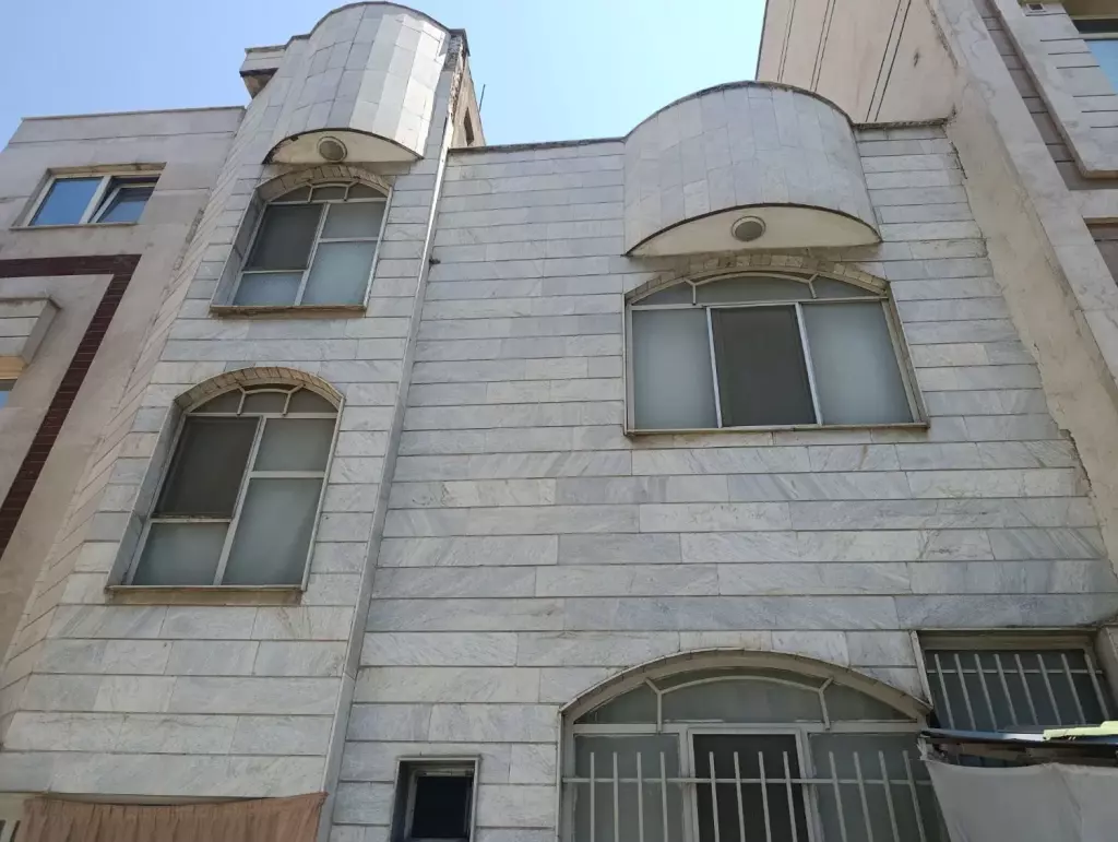 فروش خانه ویلایی همراه با جواز ساخت آماده - تصویر 3