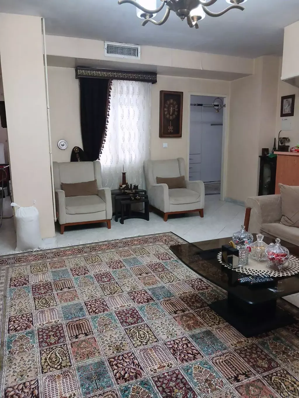 آپارتمان73 متری با 6متر انباری