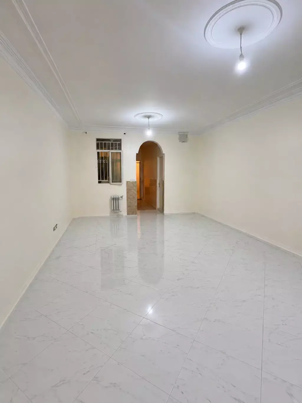 80 متر، دو خواب، پارکینگ، انباری، فول - تصویر 2