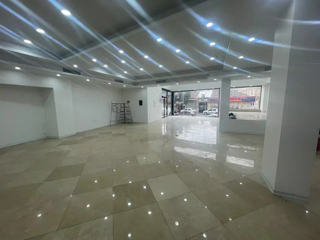 مغازه بر خیابان اذربایجان - تصویر 8