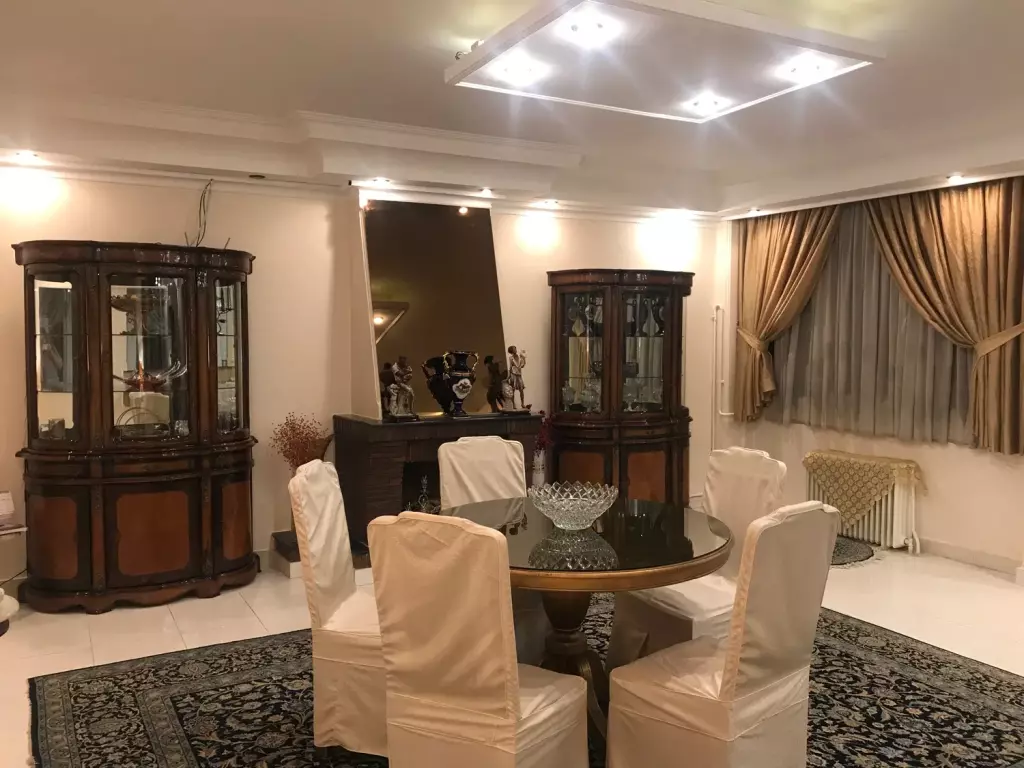 آپارتمان 3 خواب 140 متری