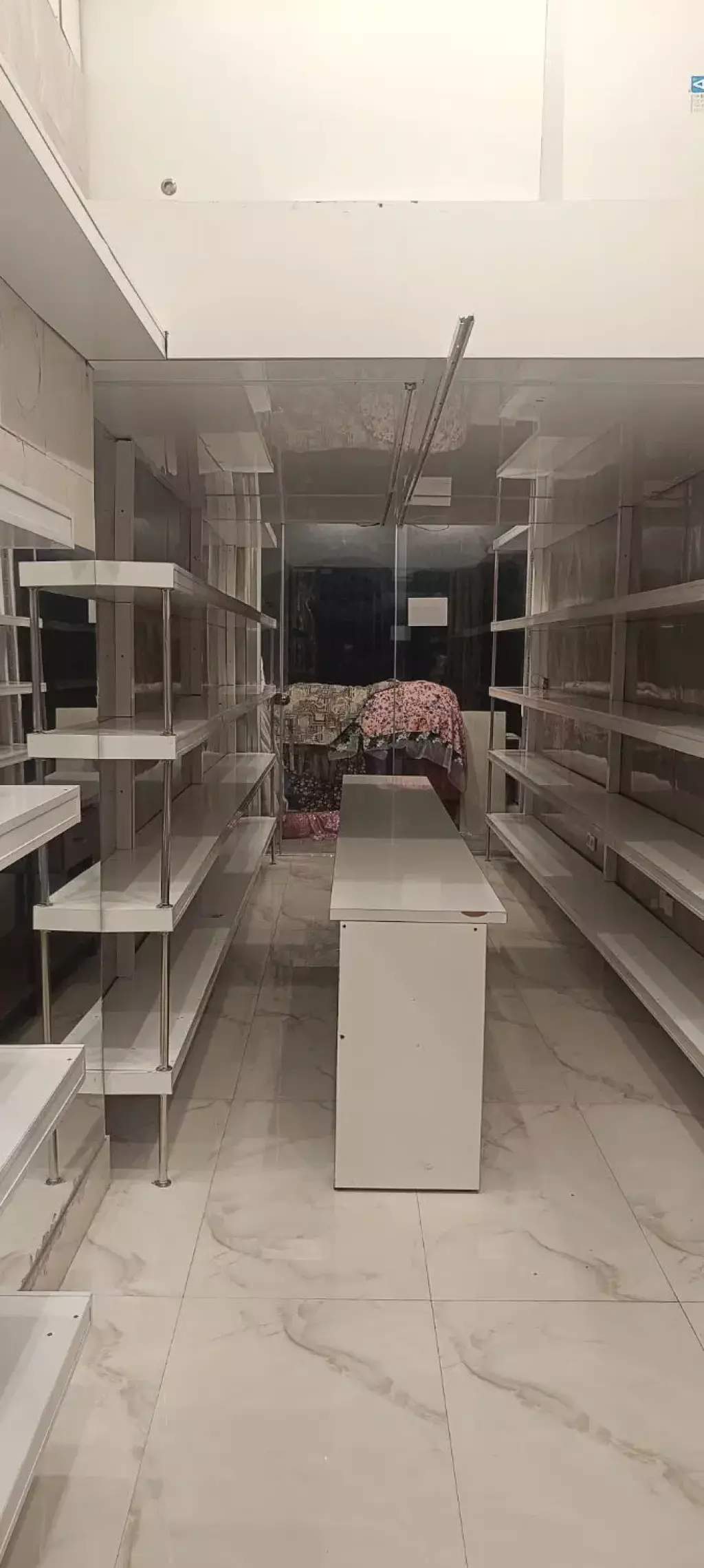 رهن اجاره 20مترمغازه دوکله پارچه فروشا پاساژ روحی - تصویر 14