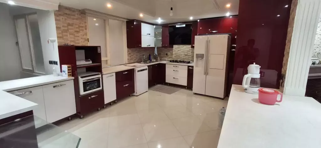 پاسداران 235 متر،خوش نقشه،4 خواب،آفتاب گیر - تصویر 7