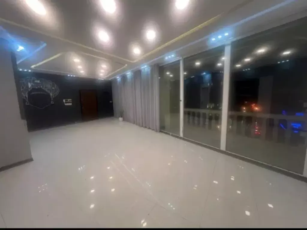 اجاره واحد اداری تجاری