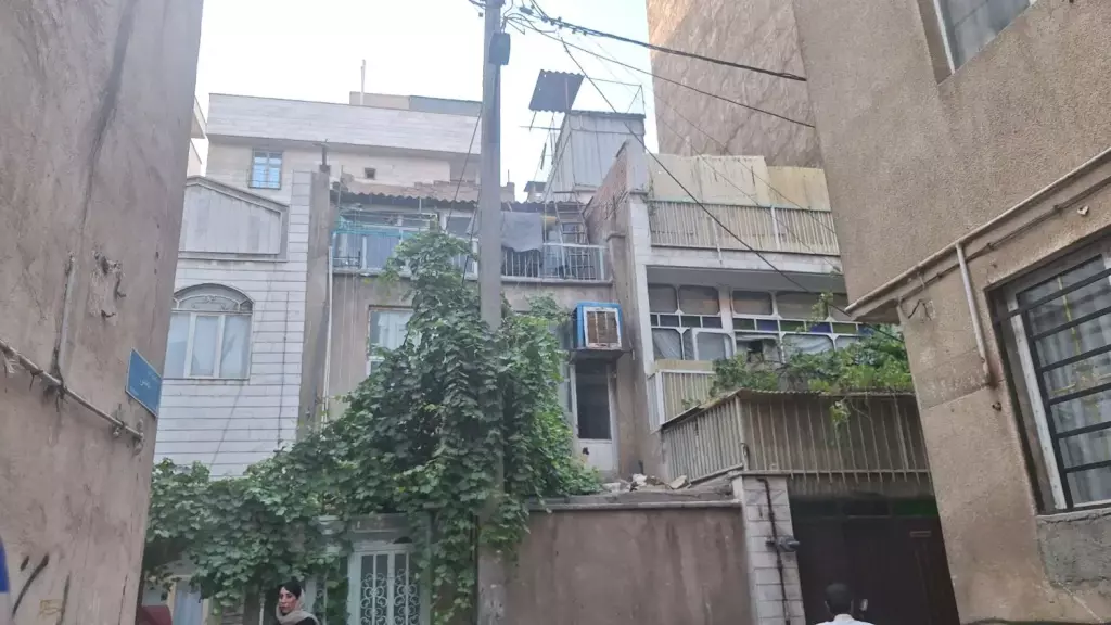 خانه کلنگی