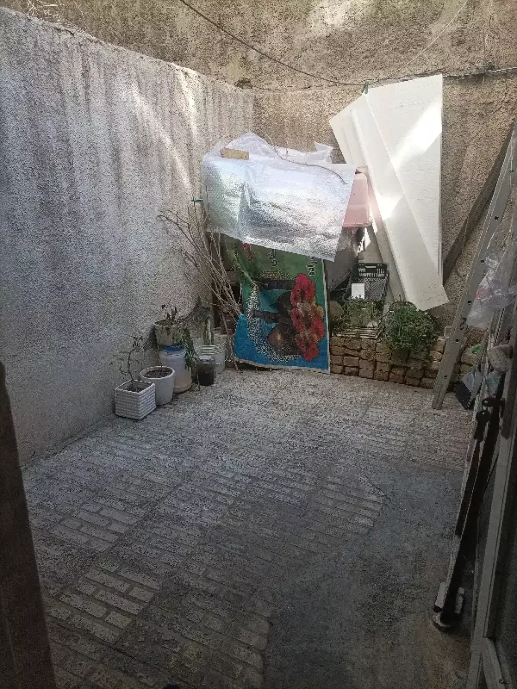 واحد مسکونی هم کف صدوبیست متر - تصویر 4
