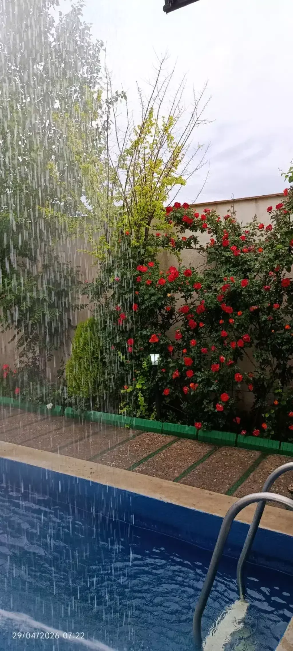اجاره ویلا استخر آبگرم کر دان کر ج - تصویر 4