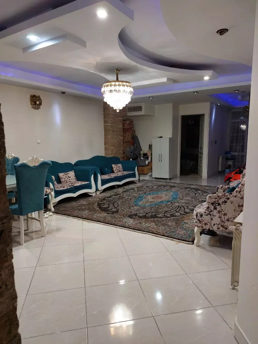 رهن و اجاره واحد 84 متری