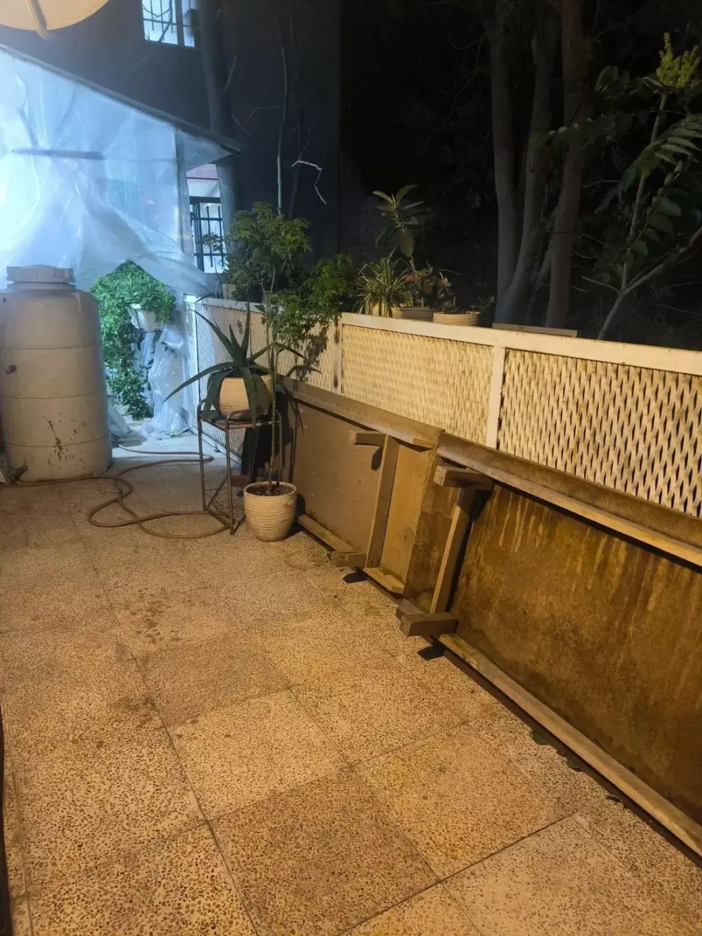 خونه کلنگی منطقه 5 کن دو طبقه زمین 100 متری تهاتر - تصویر 3