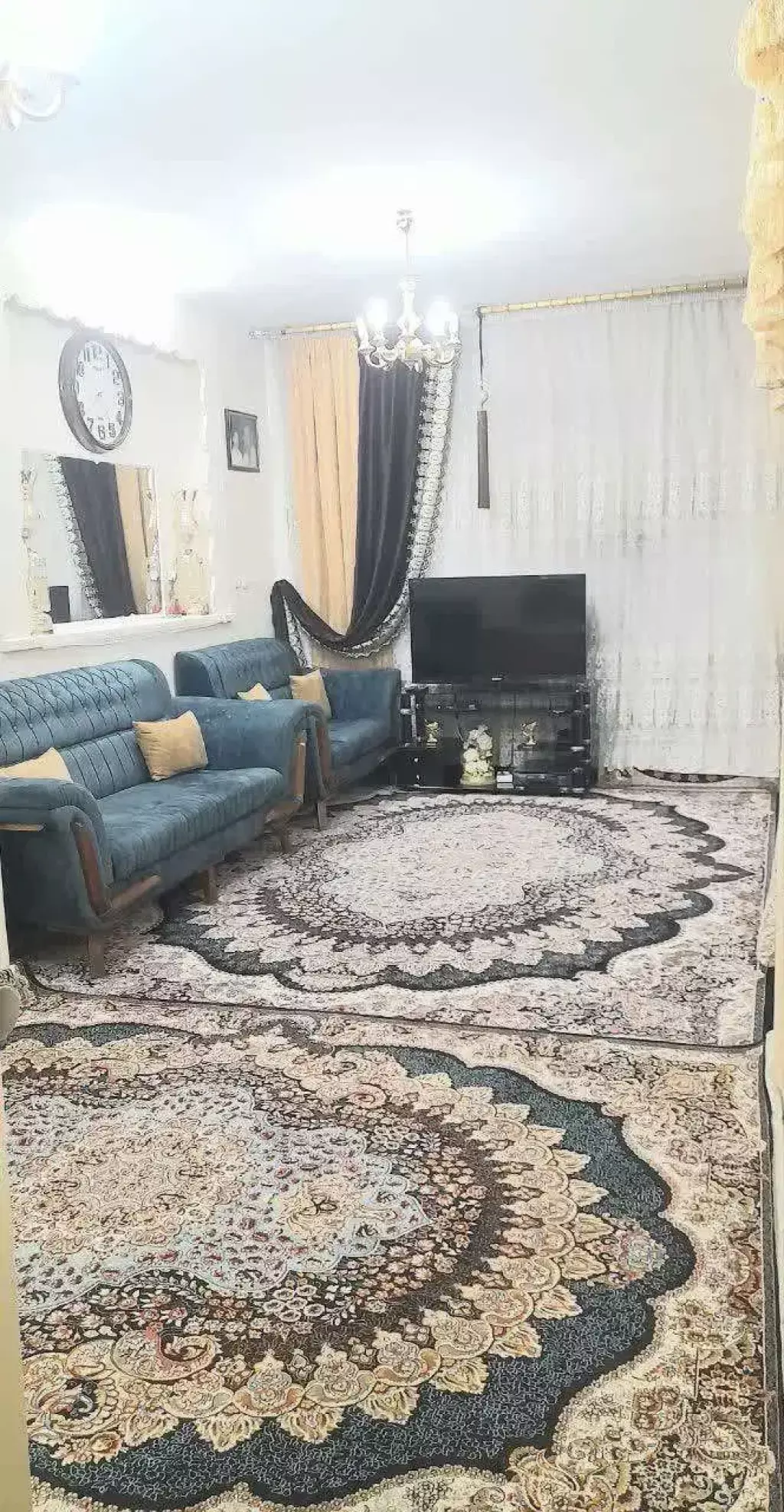 فروش آپارتمان3طبقه ودوباب مغازه تجاری دریافت آباد