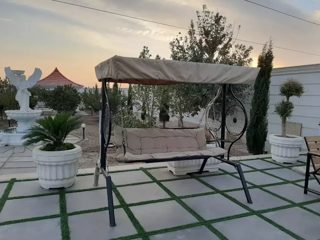 عمارت لاکچری استخردار فول گیم و فول امکانات - تصویر 8