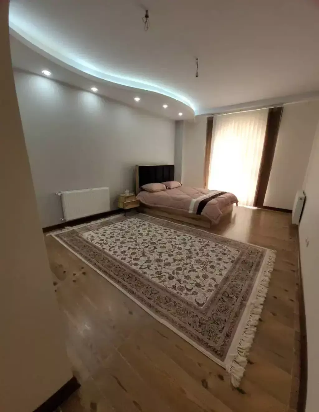 عمارت لاکچری استخردار فول گیم و فول امکانات - تصویر 19