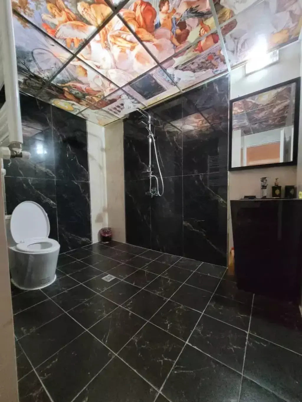 عمارت لاکچری استخردار فول گیم و فول امکانات - تصویر 13