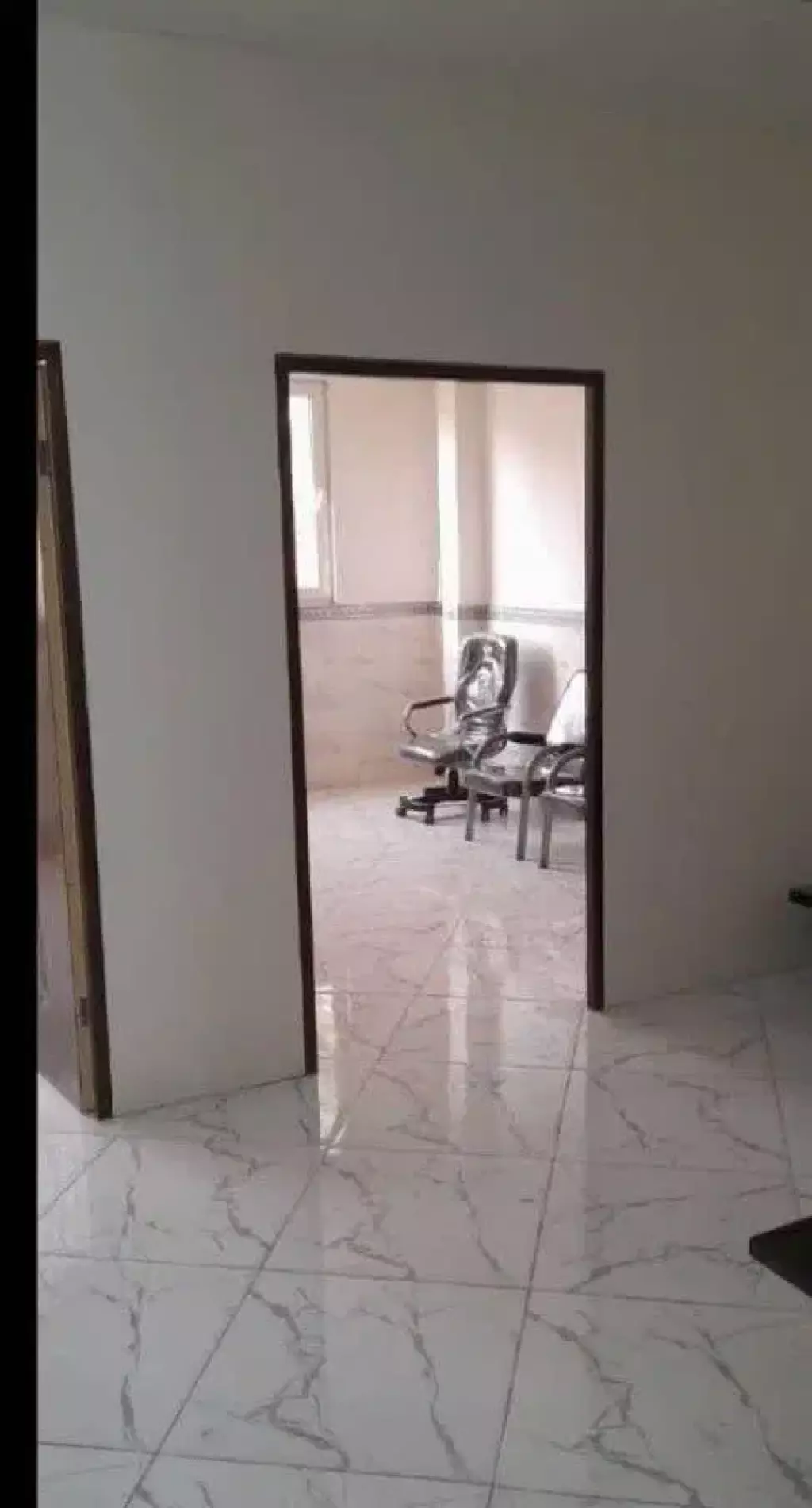 اجاره 130متربر میدان پژوتن (کلینیک دندانپزشکی مطب) - تصویر 10