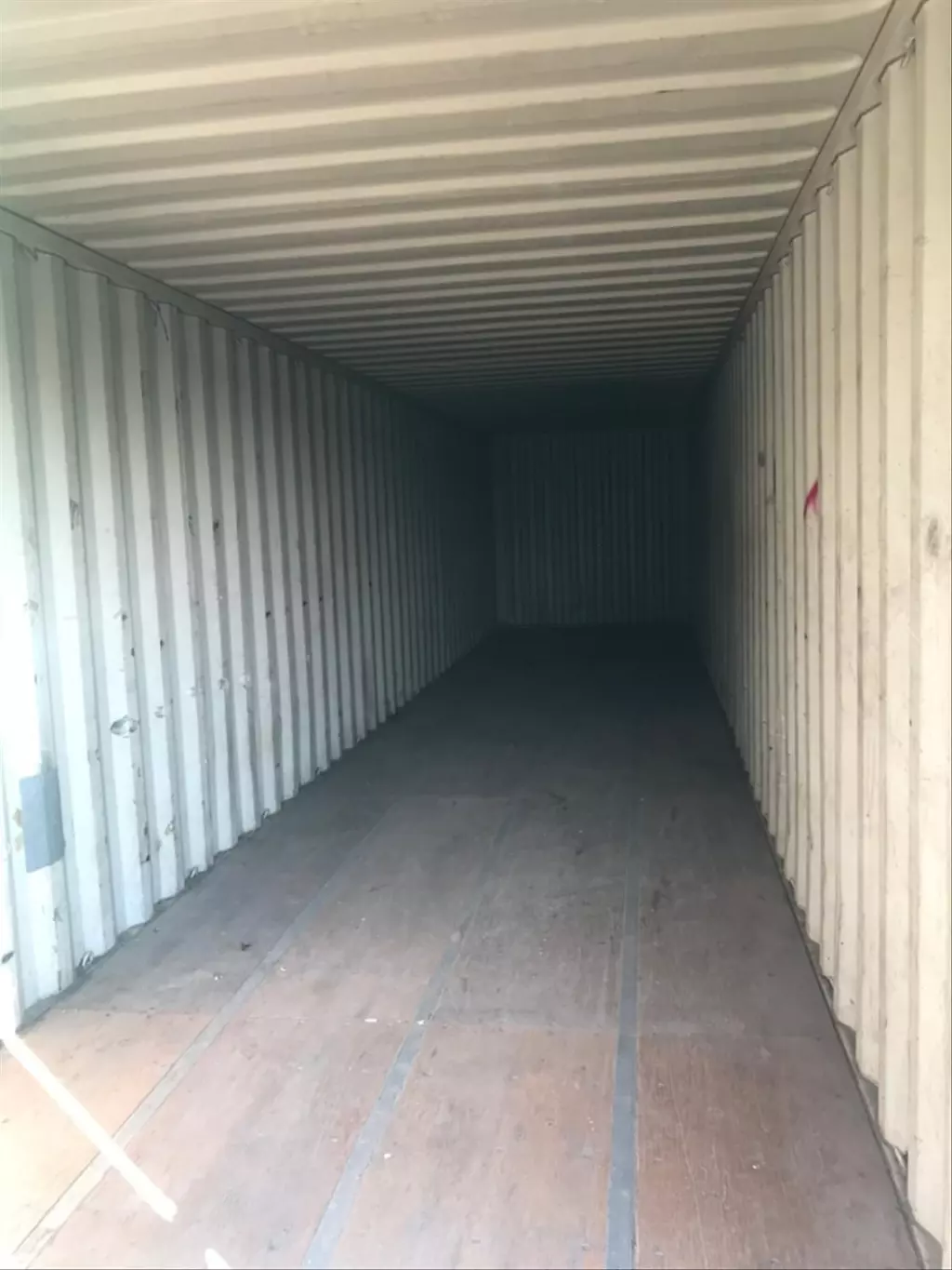 رهن کامل انبار کانکس و کانتینری مسقف 14 متر اثاثیه