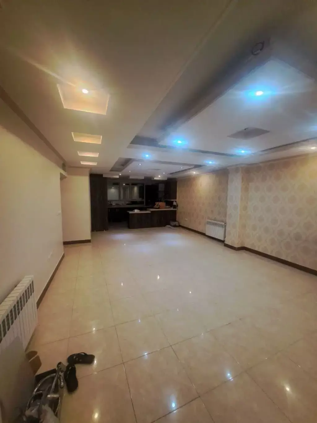 اپارتمان 92/80 متری شهرک پاسداران