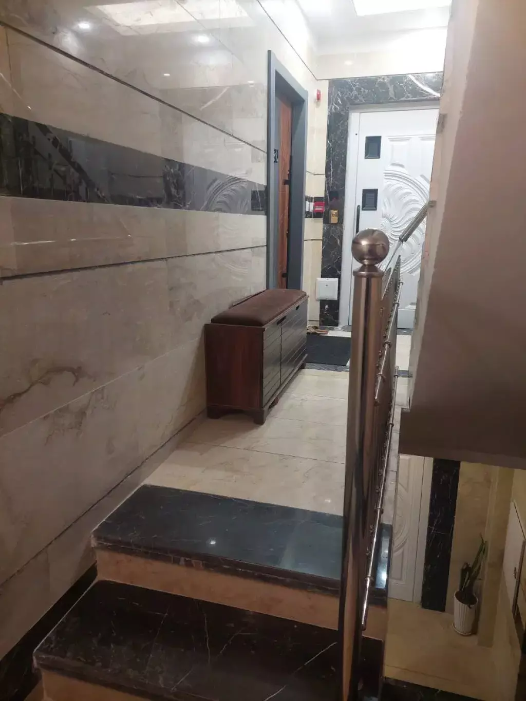 اپارتمان 120 متری  تک واحدی - تصویر 3