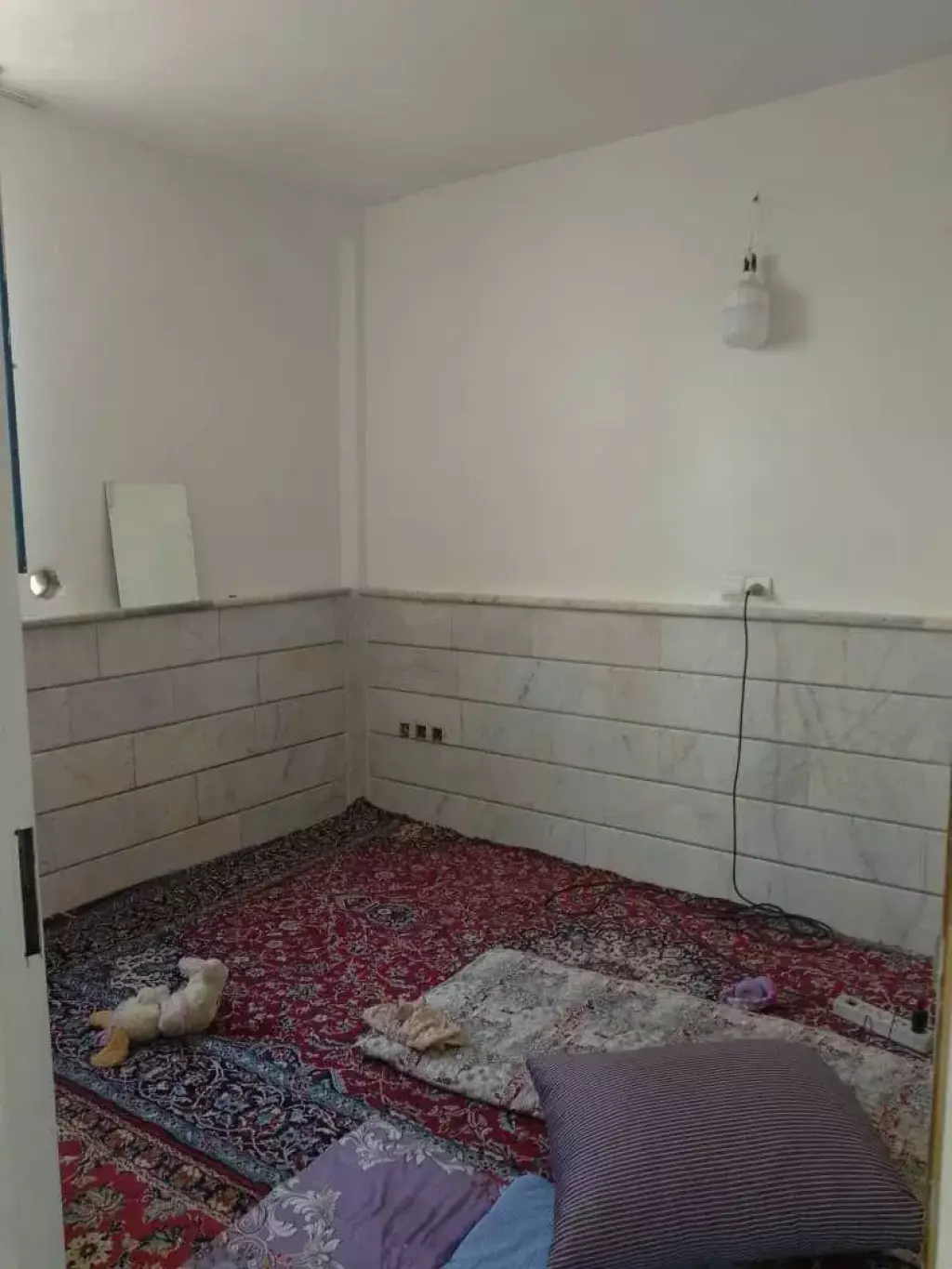 واحد 45 متری طبقه اول