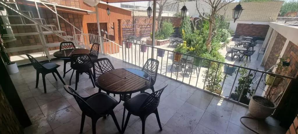 سفره خونه کافی شاپ فست فود 450 متری - تصویر 4