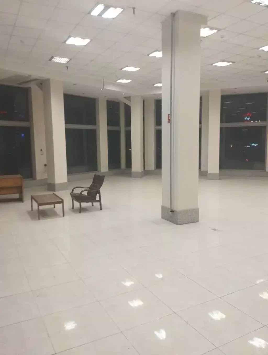 اجاره 260متر فلت اداری تجاری - تصویر 2