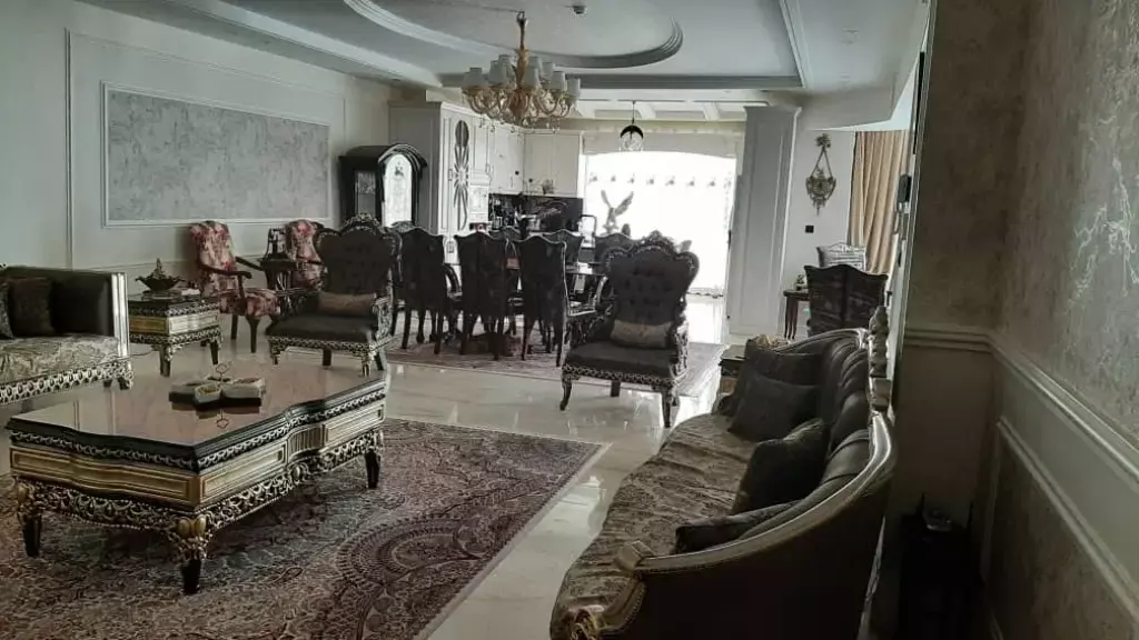 شیخ بهایی شمالی 200 متر 3 خوابه - تصویر 2