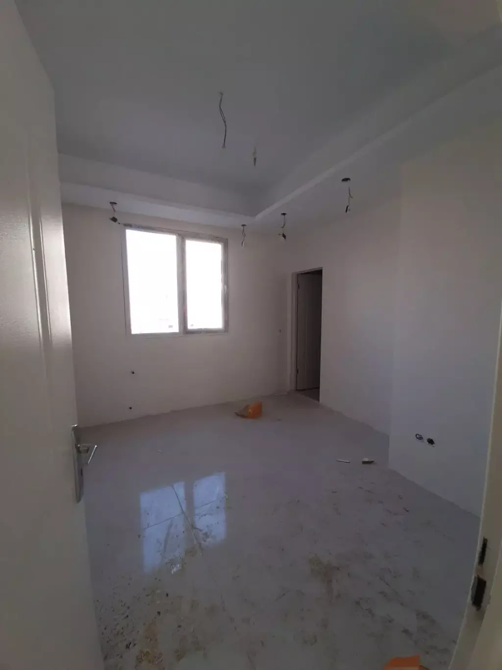 رهن واحد 85 متری فول‌امکانات، نوساز کلید نخورده - تصویر 2