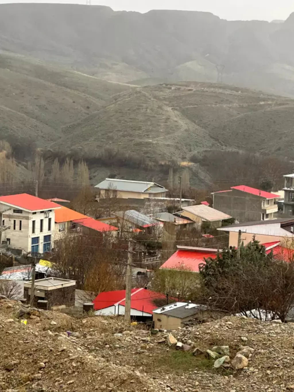زمین 1000 متری داخل شهرک ویلایی نشین گیلاوند - تصویر 8
