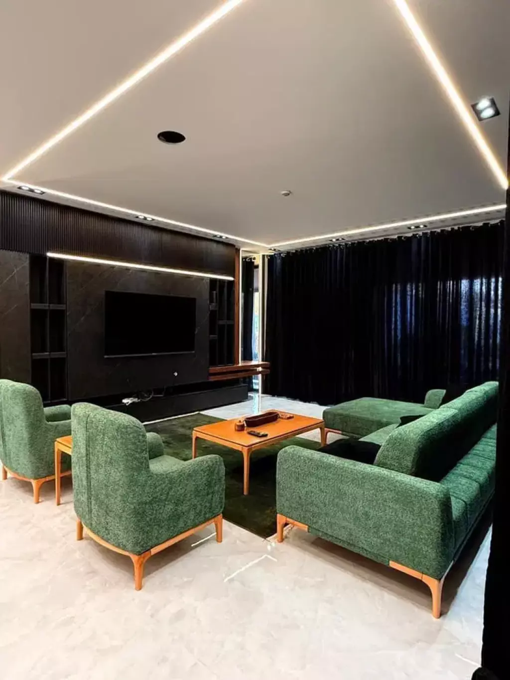 عمارت لاکچری هیلان با استخر و جکوزی روباز ابگرم - تصویر 3