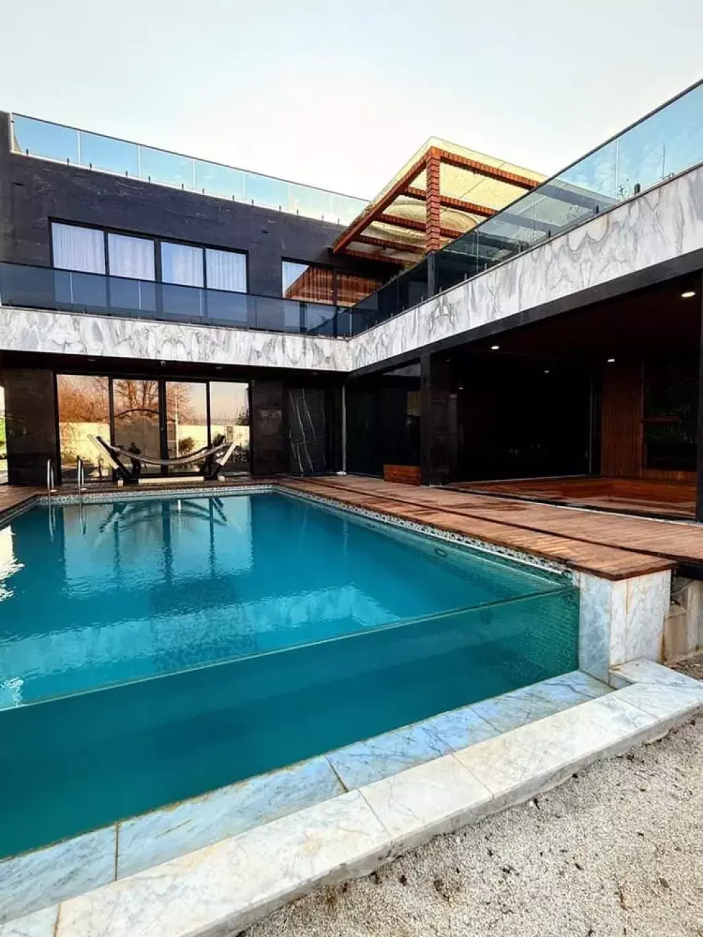 عمارت لاکچری هیلان با استخر و جکوزی روباز ابگرم - تصویر 4