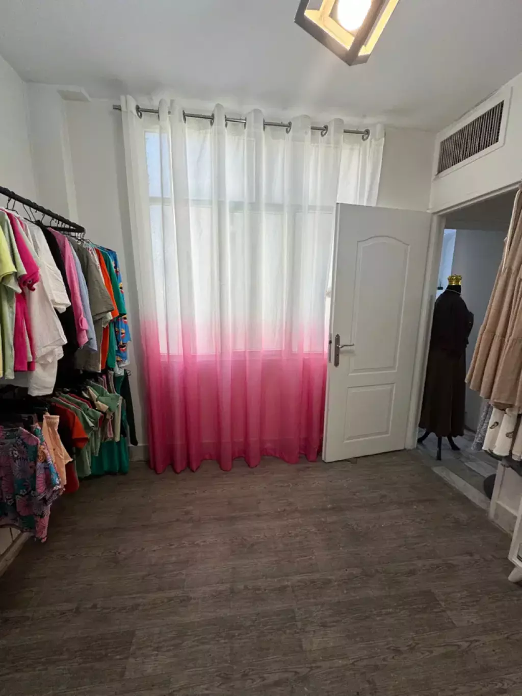 اجاره اتاق در سالن زیبایی میدان ملت - تصویر 4