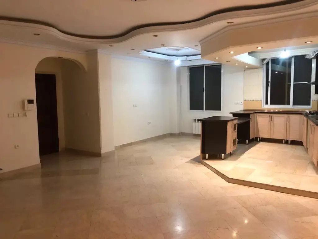 شهرزیبا/95متر/دوخواب/فول امکانات /خوش نقشه - تصویر 2