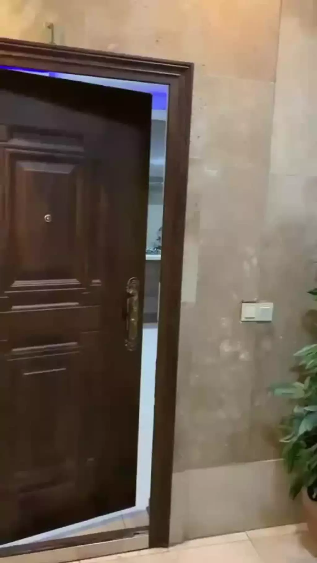 اجاره واحد 160 متری خاص و خوش نقشه در چیتگر