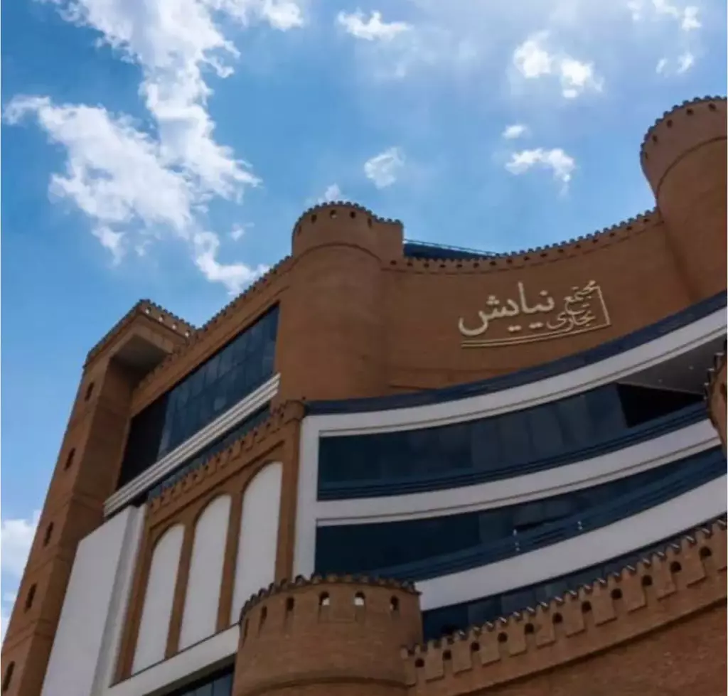 واحد تجاری نیایش مال ( لوکیشن عالی - نزدیک ووید )