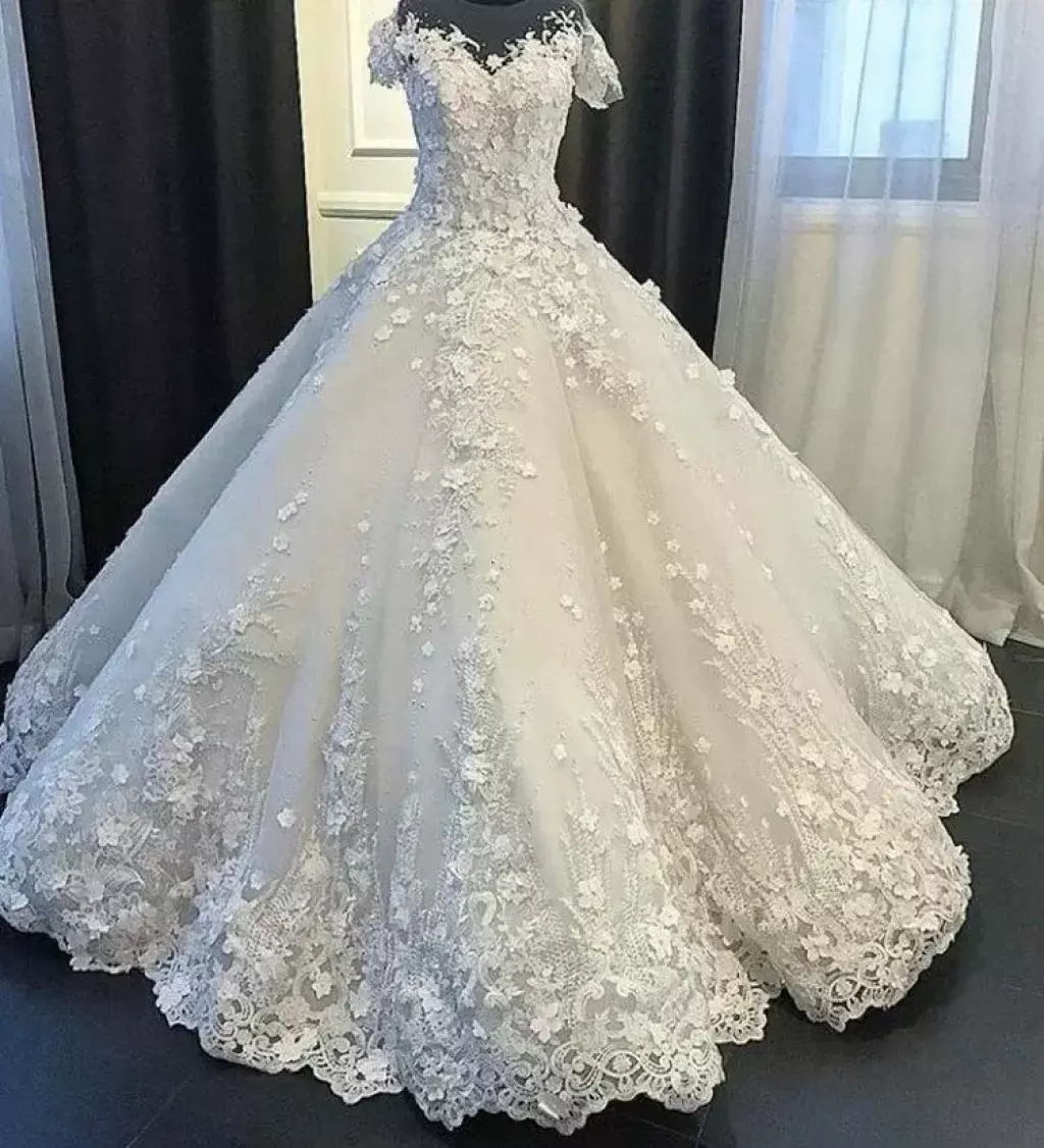 اجاره مزون لباس عروس