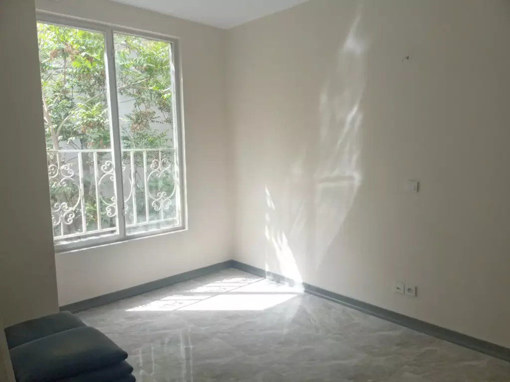 48متر 1 خواب طبقه اول*جمالزاده-کوچه کاج* - تصویر 4