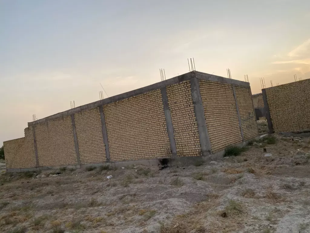 خانه نیمه کاره بلوار دامغانی - تصویر 3