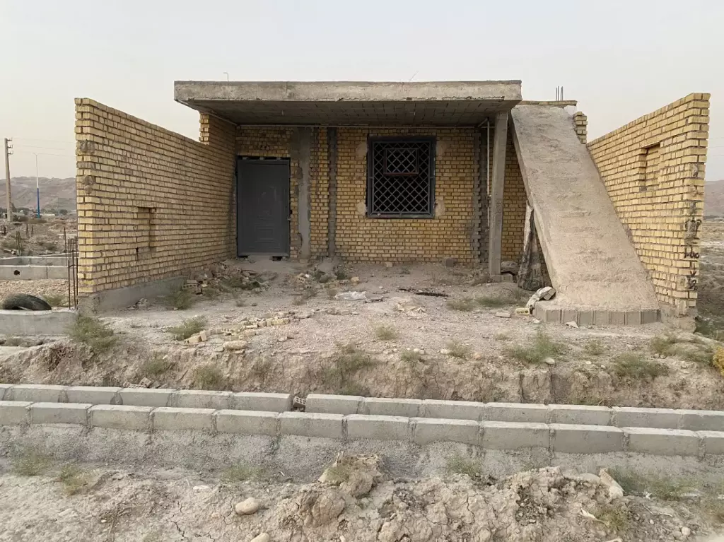 خانه نیمه کاره بلوار دامغانی