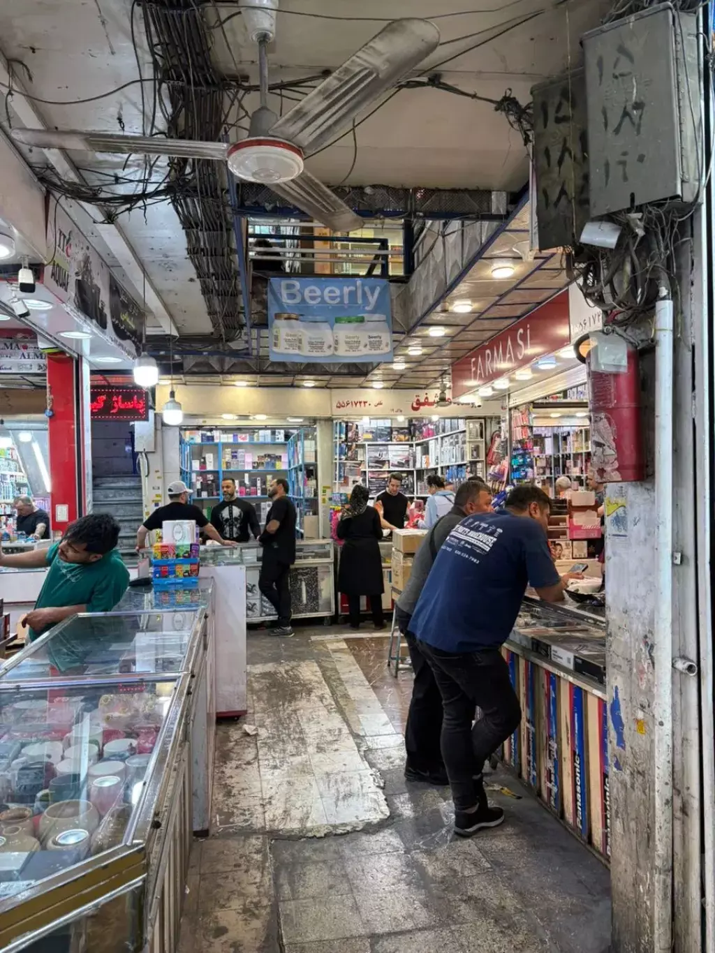 مغاز در بازار تهران در شغل آرایش - تصویر 5