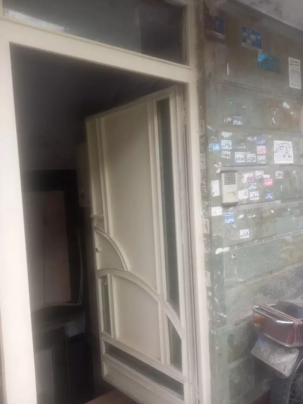 50متر زیرزمین مناسب کارگاه و انبار و حتی *مجرد