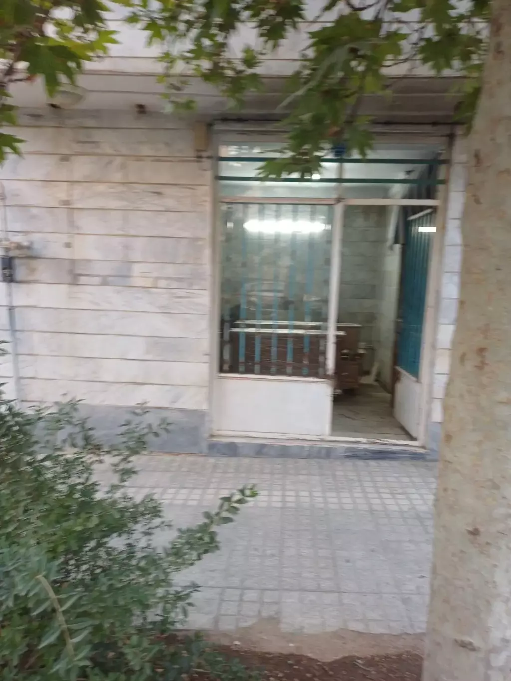 اجاره اداری و تجاری 20 متری در استخر