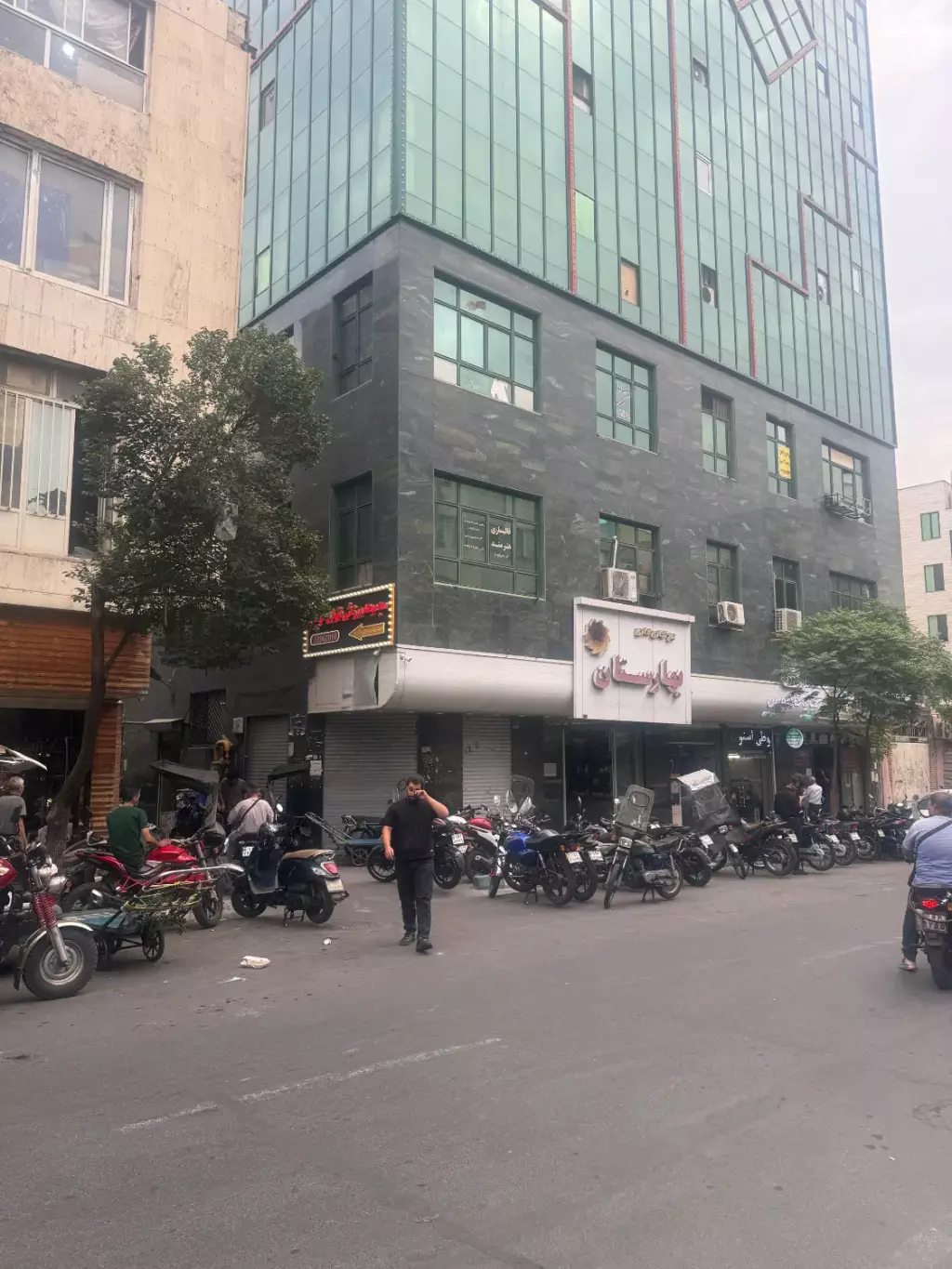 اجاره اداری و تجاری 30 متری در بهارستان - تصویر 3