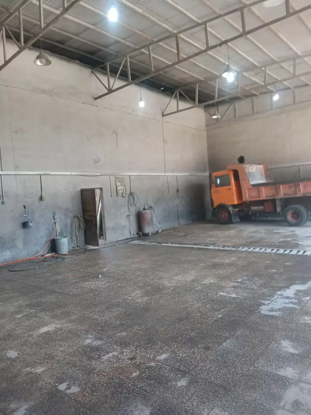 اجاره اداری و تجاری 800 متری در نعمت‌آباد - تصویر 2