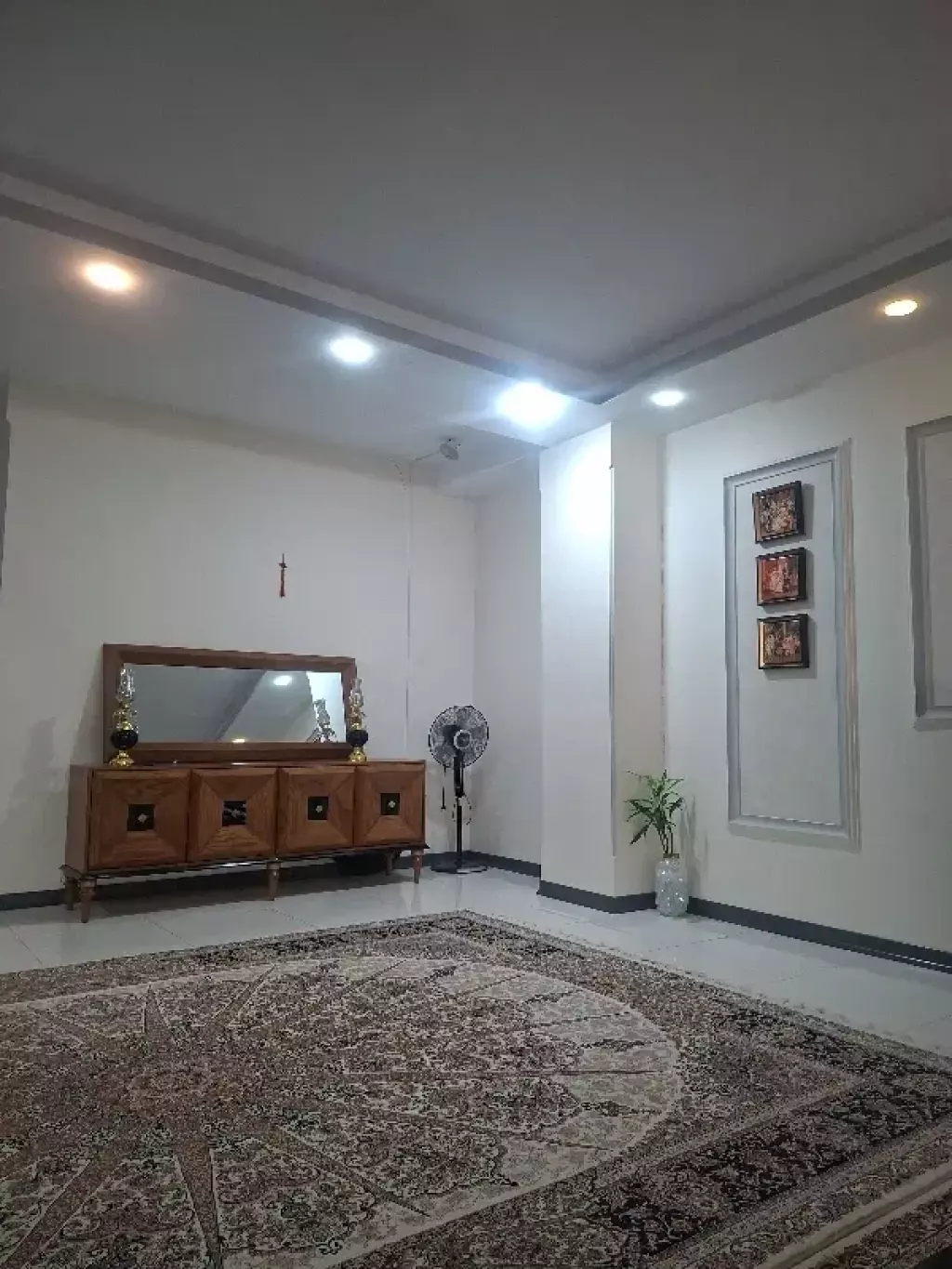 فروش خانه و ویلا 83 متری در شهرک استقلال