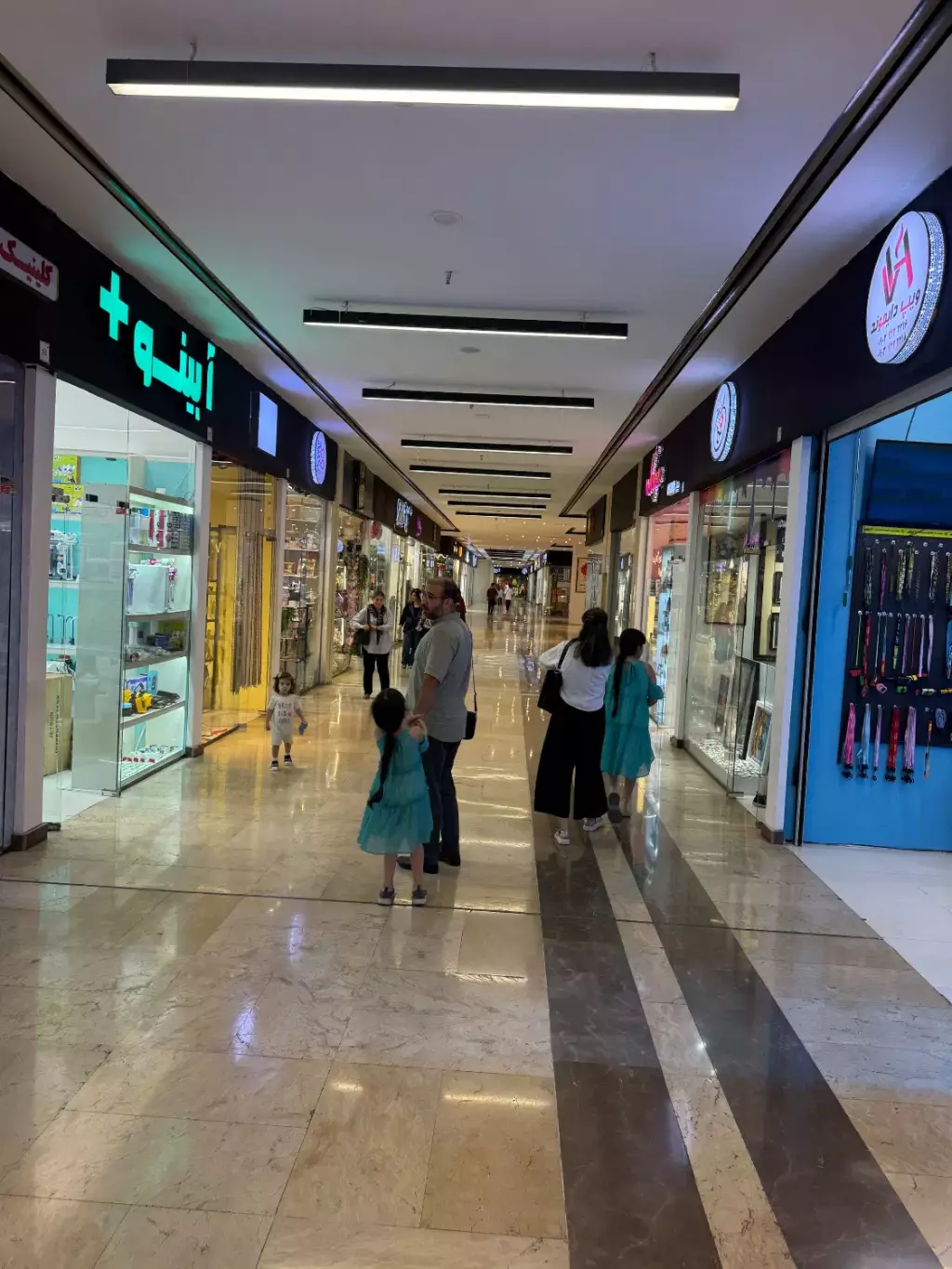 اجاره اداری و تجاری 20 متری در نازی‌آباد