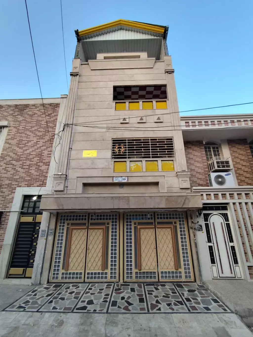 فروش خانه و ویلا 460 متری در استاد معین
