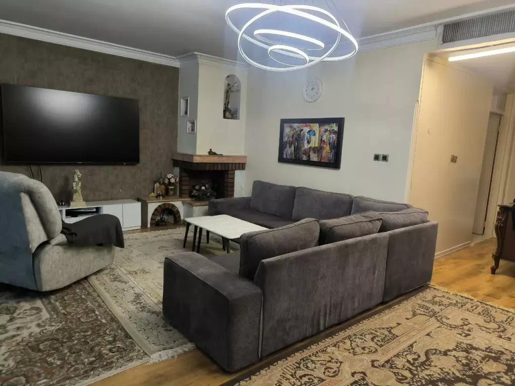 اجاره آپارتمان 93 متری در والفجر