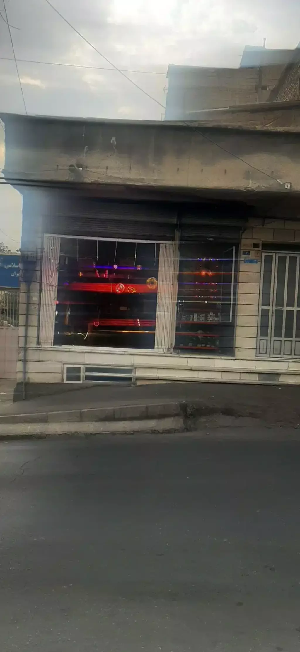 اجاره اداری و تجاری 20 متری در شمس‌آباد - تصویر 3