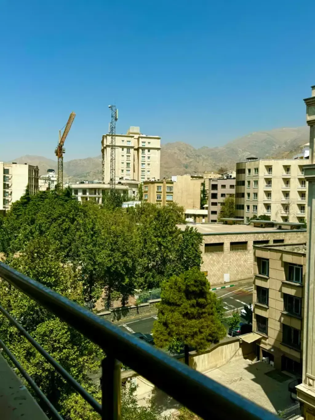 فروش آپارتمان 63 متری در باغ فیض